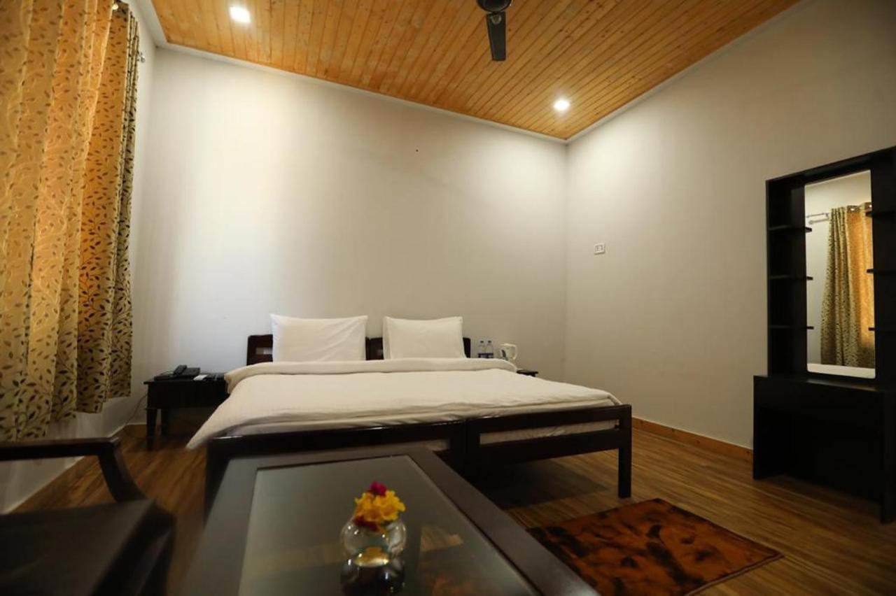Le Roi Floating Huts & Eco Rooms Tehri New Tehri Bagian luar foto
